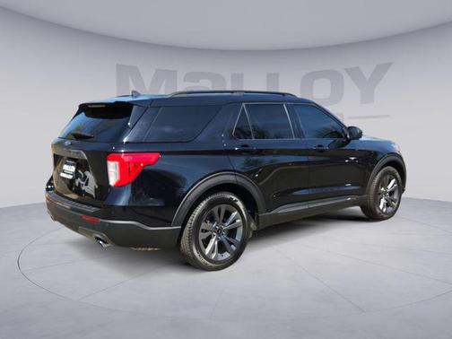 Agate Black Metallic 2021 Ford Explorer XLT
