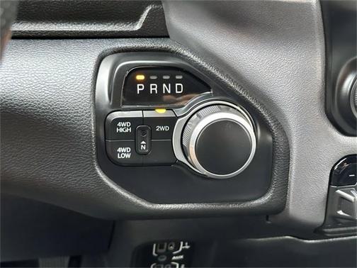 2021 RAM 2500 Big Horn Crew Cab 4x4 8' Box