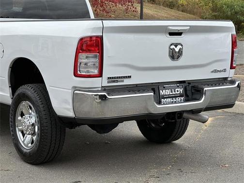 2021 RAM 2500 Big Horn Crew Cab 4x4 8' Box