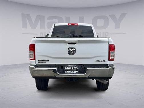 2021 RAM 2500 Big Horn Crew Cab 4x4 8' Box