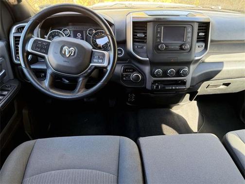 2021 RAM 2500 Big Horn Crew Cab 4x4 8' Box