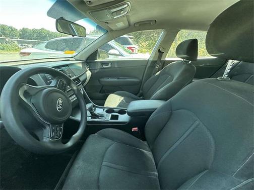 2017 Kia Optima LX