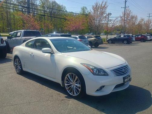 2013 INFINITI G37x Base