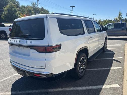 2023 Jeep Wagoneer L Series II 4x4