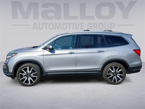 2022 Honda Pilot Touring 8-Passenger