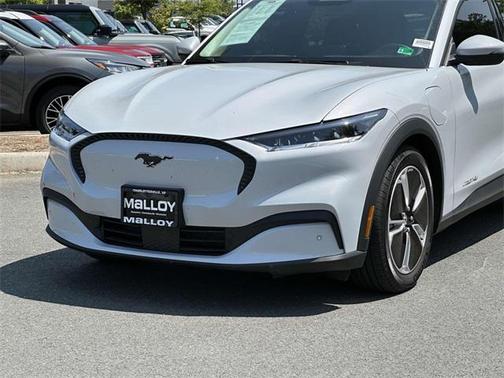 2022 Ford Mustang Mach-E Select