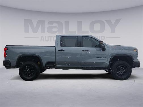 2025 Chevrolet Silverado 2500 4WD Crew Cab Standard Bed ZR2