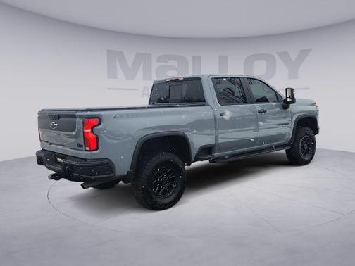 2025 Chevrolet Silverado 2500 4WD Crew Cab Standard Bed ZR2