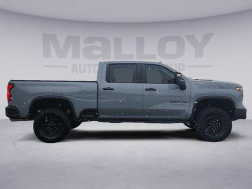 2025 Chevrolet Silverado 2500 4WD Crew Cab Standard Bed ZR2