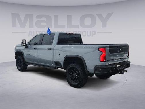 2025 Chevrolet Silverado 2500 4WD Crew Cab Standard Bed ZR2