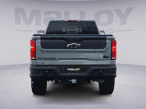 2025 Chevrolet Silverado 2500 4WD Crew Cab Standard Bed ZR2