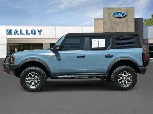 2023 Ford Bronco Badlands