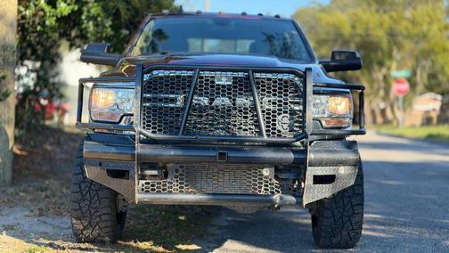 2019 RAM 2500 Tradesman Crew Cab 4x4 8' Box