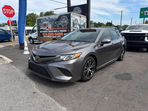 Predawn Gray Mica 2019 Toyota Camry SE