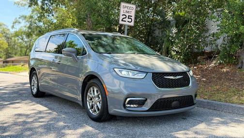 Ceramic Gray Clearcoat 2021 Chrysler Pacifica Touring