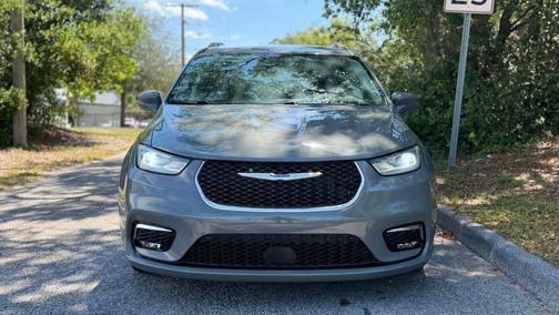 Ceramic Gray Clearcoat 2021 Chrysler Pacifica Touring