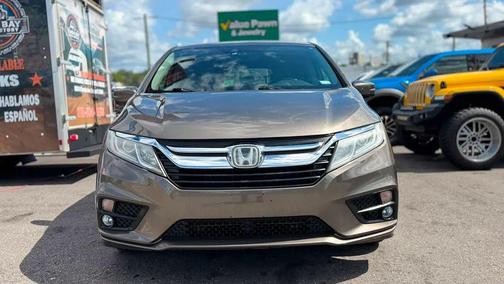 Gray 2018 Honda Odyssey EX-L