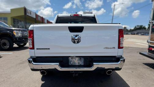 Bright White Clearcoat 2023 RAM 1500 Big Horn/Lone Star