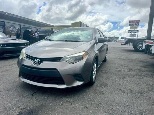 2014 Toyota Corolla LE Plus