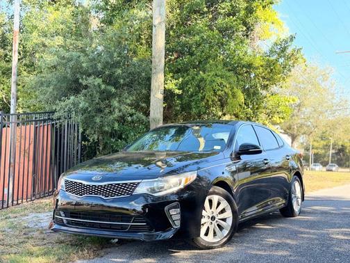2018 Kia Optima S