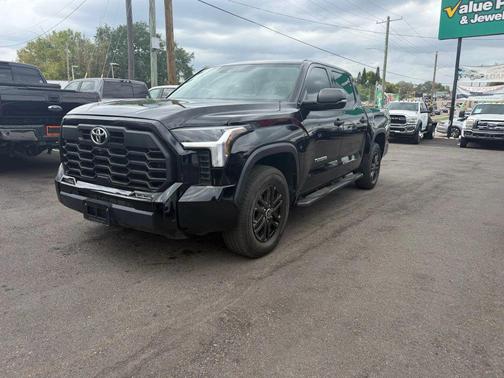 2022 Toyota Tundra SR5