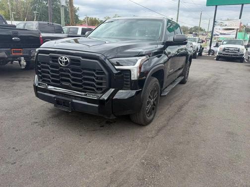 2022 Toyota Tundra SR5