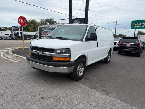2021 Chevrolet Express 2500 RWD 2500 Regular Wheelbase WT