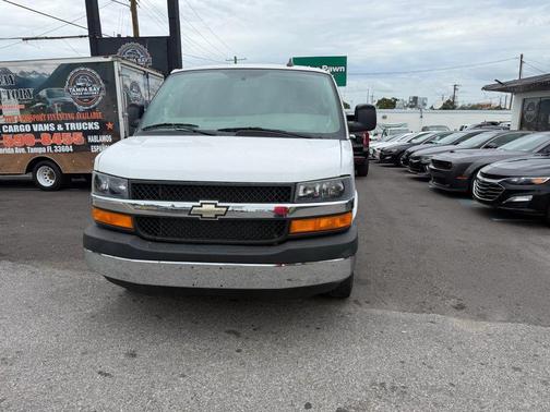 2021 Chevrolet Express 2500 RWD 2500 Regular Wheelbase WT