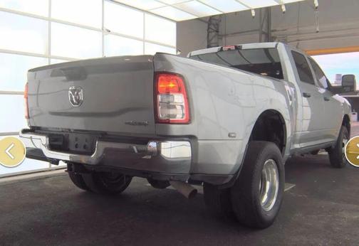 2023 RAM 3500 Tradesman Crew Cab 4x4 8' Box