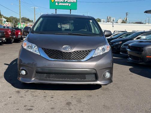 2015 Toyota Sienna SE Premium