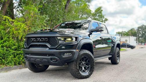 Diamond Black Crystal Pearlcoat 2021 RAM 1500 TRX