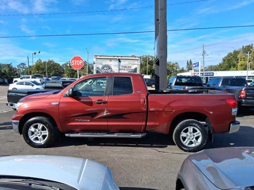 2010 Toyota Tundra Grade