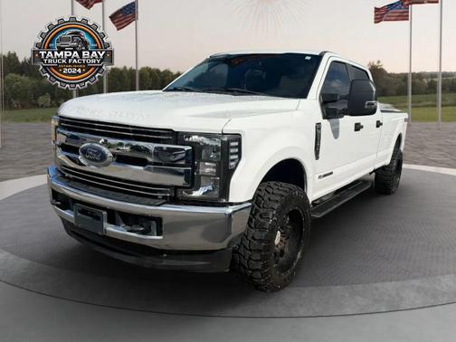 Oxford White 2018 Ford F-250 XL