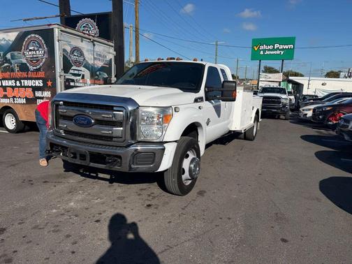 2012 Ford F-450 162  W.B. 4D