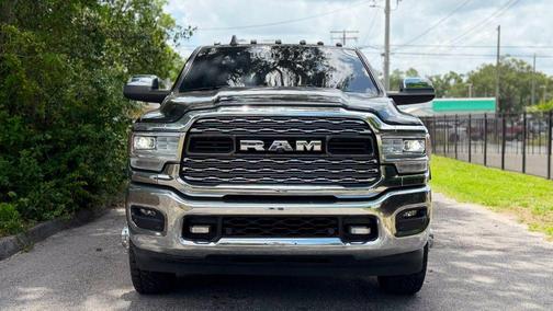 Diamond Black Crystal Pearlcoat 2020 RAM 3500 Limited Mega Cab 4x4 6'4' Box