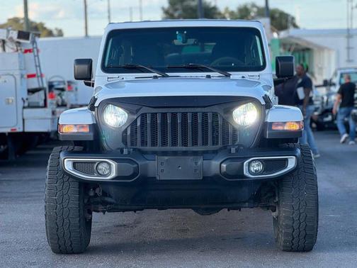 2019 Jeep Wrangler Unlimited Sport Altitude