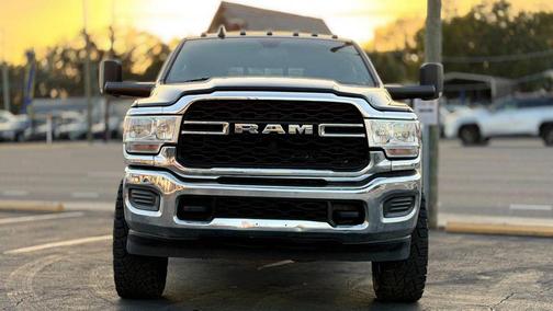 2021 RAM 3500 Tradesman Crew Cab 4x4 8' Box