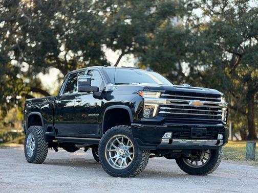 2023 Chevrolet Silverado 2500 High Country