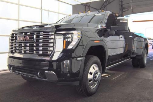 Onyx Black 2025 GMC Sierra 3500 Denali