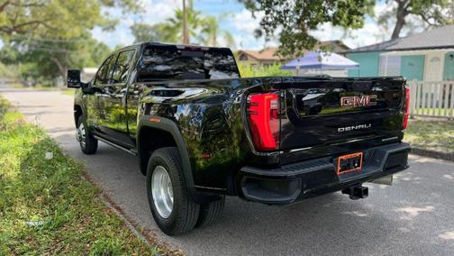 Onyx Black 2025 GMC Sierra 3500 Denali