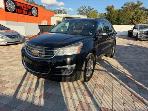 2017 Chevrolet Traverse 2LT