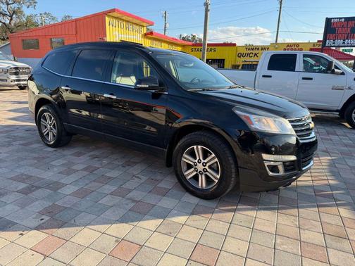 2017 Chevrolet Traverse 2LT