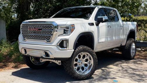 White Frost Tricoat 2019 GMC Sierra 1500 Denali