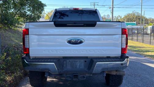 2017 Ford F-350 Lariat