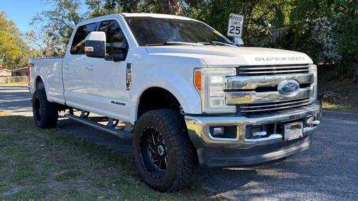 2017 Ford F-350 Lariat