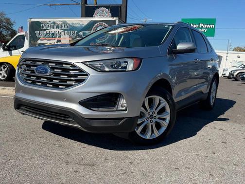 2020 Ford Edge Titanium