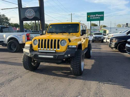 Hellayella Clearcoat 2019 Jeep Wrangler Unlimited Sahara