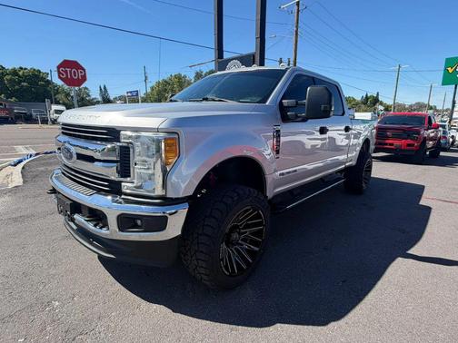 2017 Ford F-350 XLT