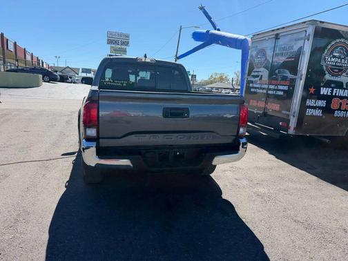 2022 Toyota Tacoma SR5