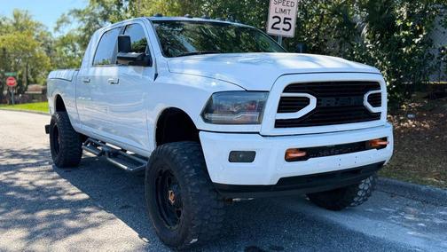 Bright White Clearcoat 2018 RAM 2500 Laramie Mega Cab 4x4 6'4' Box